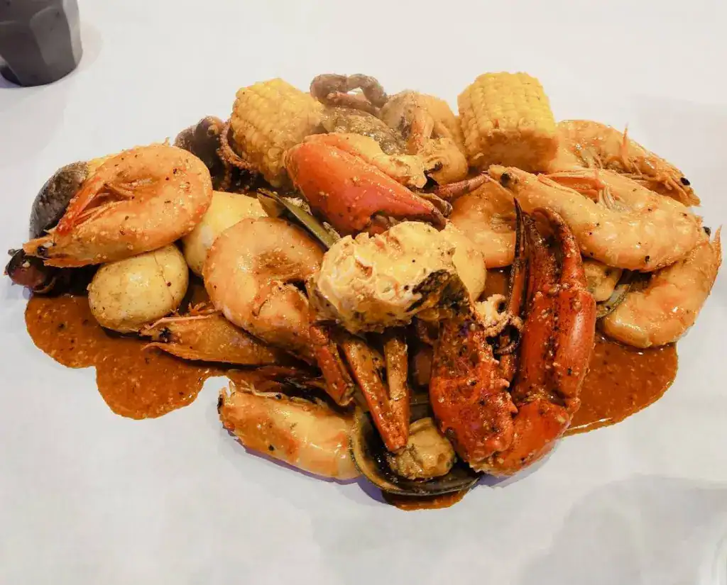 雪梨美食 Kickin’ Inn 餐廳招牌手抓海鮮料理