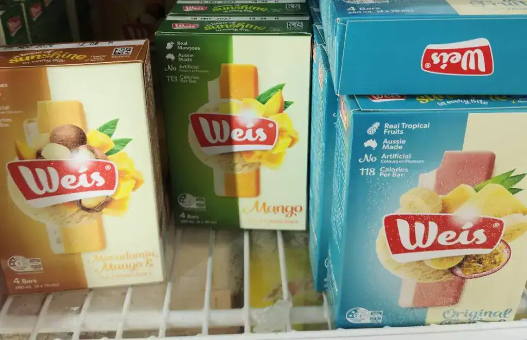 澳洲人氣冰棒 Weis 水果冰棒在超市冷凍櫃的實拍畫面