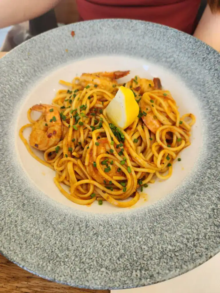 雪梨市區人氣早午餐 Basket Brothers Chilli Prawn Pasta